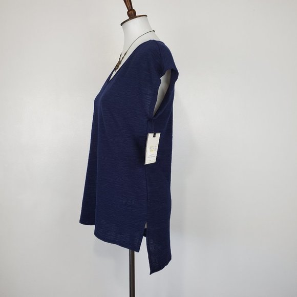 Dana Buchman Navy Textured Step-Hem Pullover V-Neck Top Blouse NEW NWT Size S - Picture 4 of 12